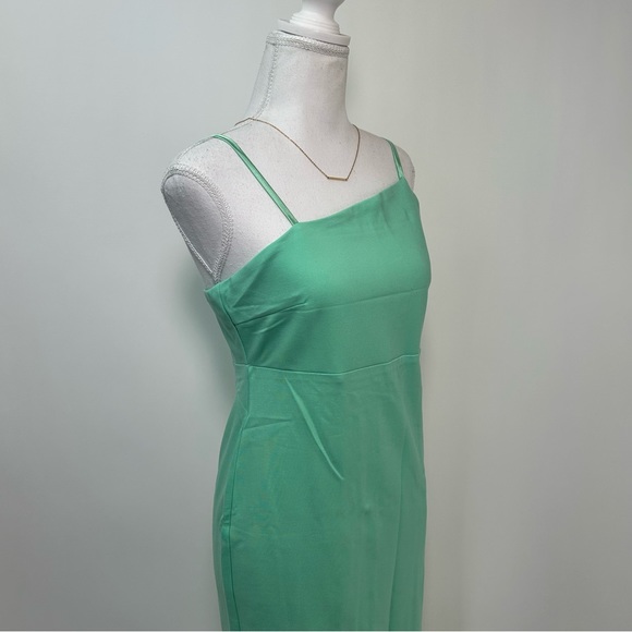 NEW! Petal & Pup Zahra Asymmetrical Neckline Midi Dress in Green - Picture 5 of 17